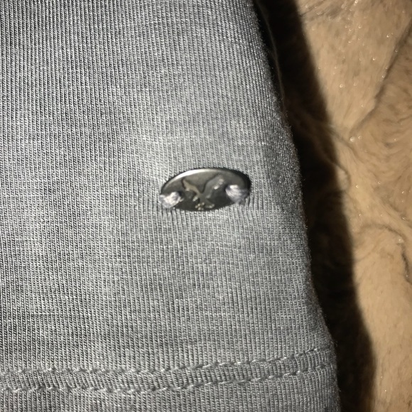 AE T - Picture 2 of 3